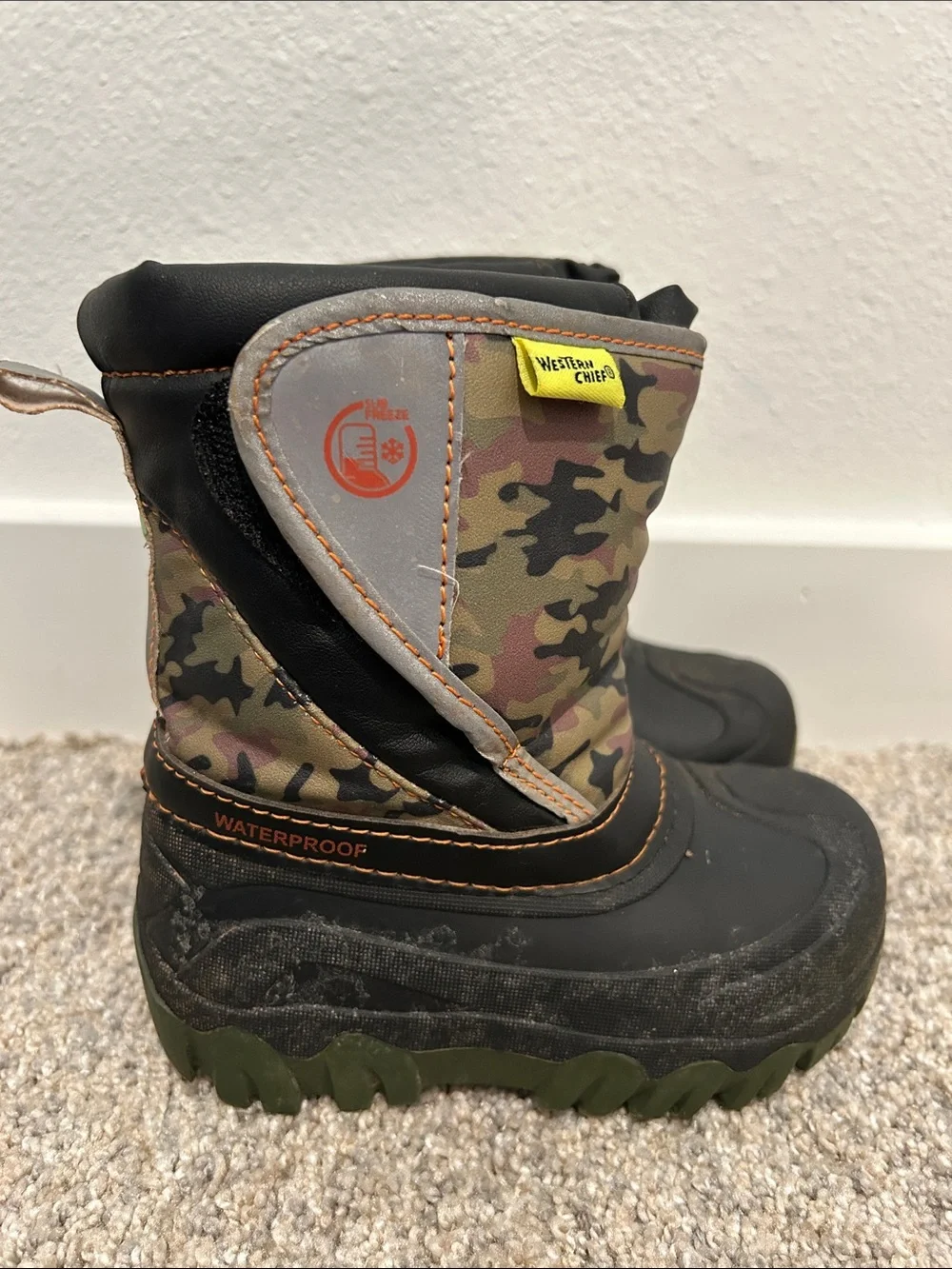 Western Chief Kids Camo Snow Boots - Green, Black, Brown